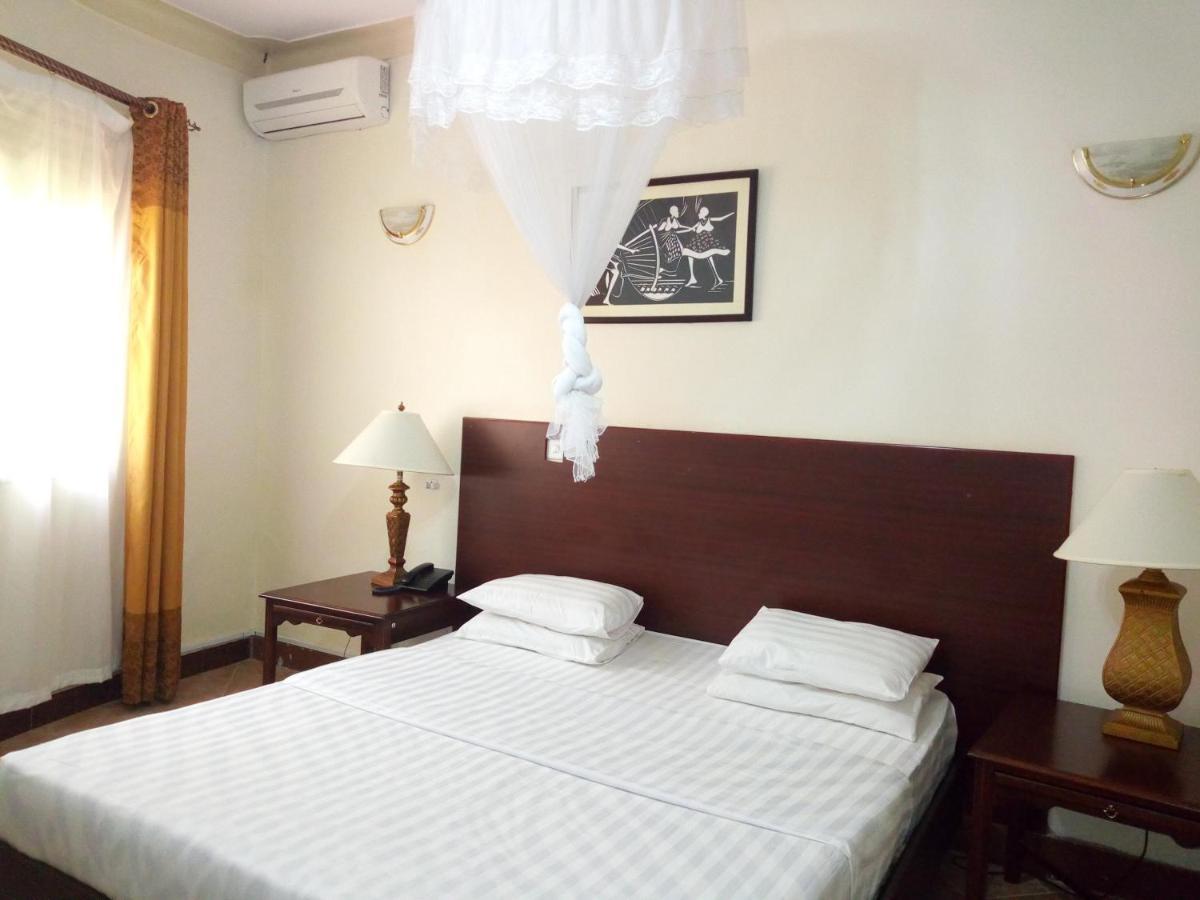 Peniel Beach Hotel عنتيبي المظهر الخارجي الصورة