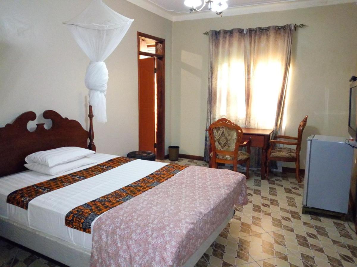 Peniel Beach Hotel عنتيبي المظهر الخارجي الصورة